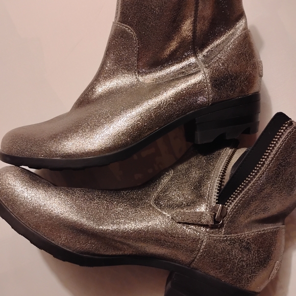 Sorel Shoes - Sorel Metallic Ankle Boots